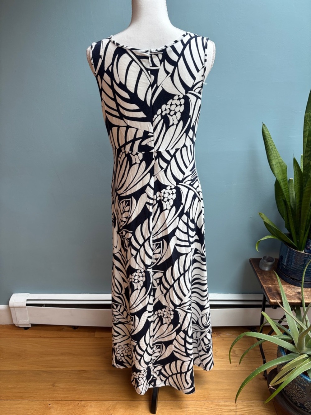 Talbots Summer Dress. Size M - Picture 4 of 7